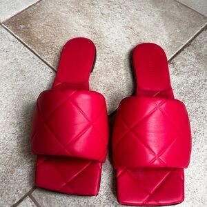 Bottega Veneta quilted sandals 39.5